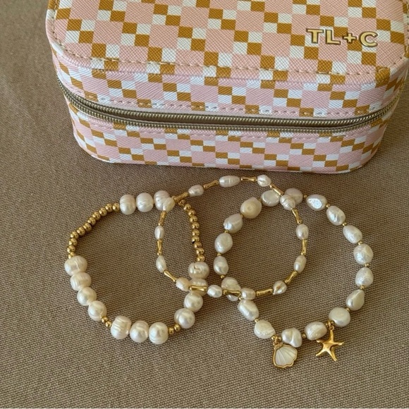 Pearl Bracelets - Picture 3 of 3